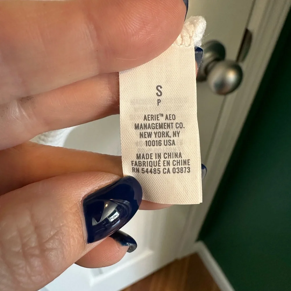 Aerie White Ribbed Henley Top NWT - Picture 5 of 6